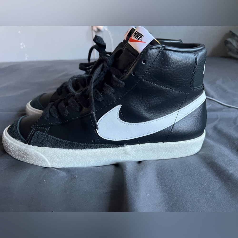 Black Nike Blazer